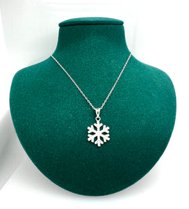 CLASSIC SNOWFLAKE PAVE NECKLACE