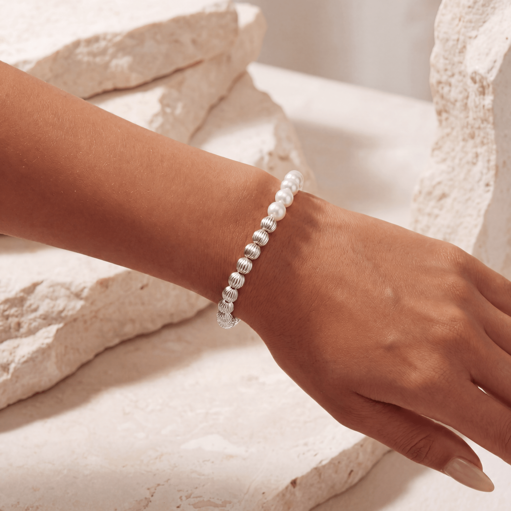 Juliet Pearl Beaded Bracelet - Bara Boheme