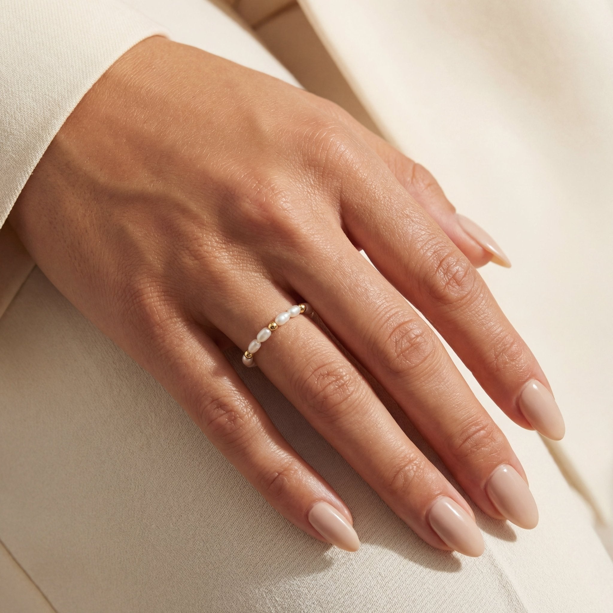 Sara Pearl Beaded Stretchy Ring - Bara Boheme